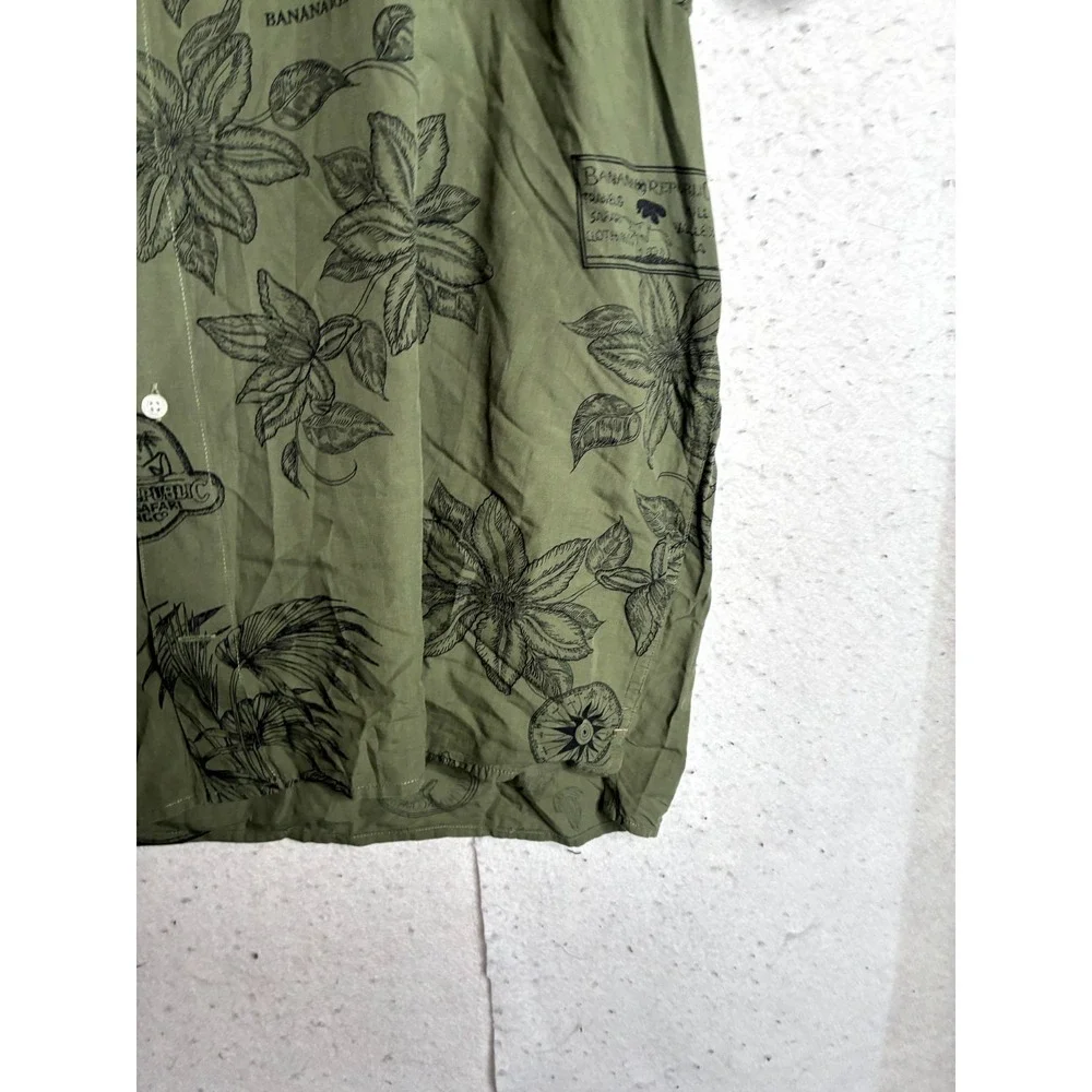 Banana Republic Shirt Mens 2XL Green Black Floral Relaxed Fit Collared Button Up